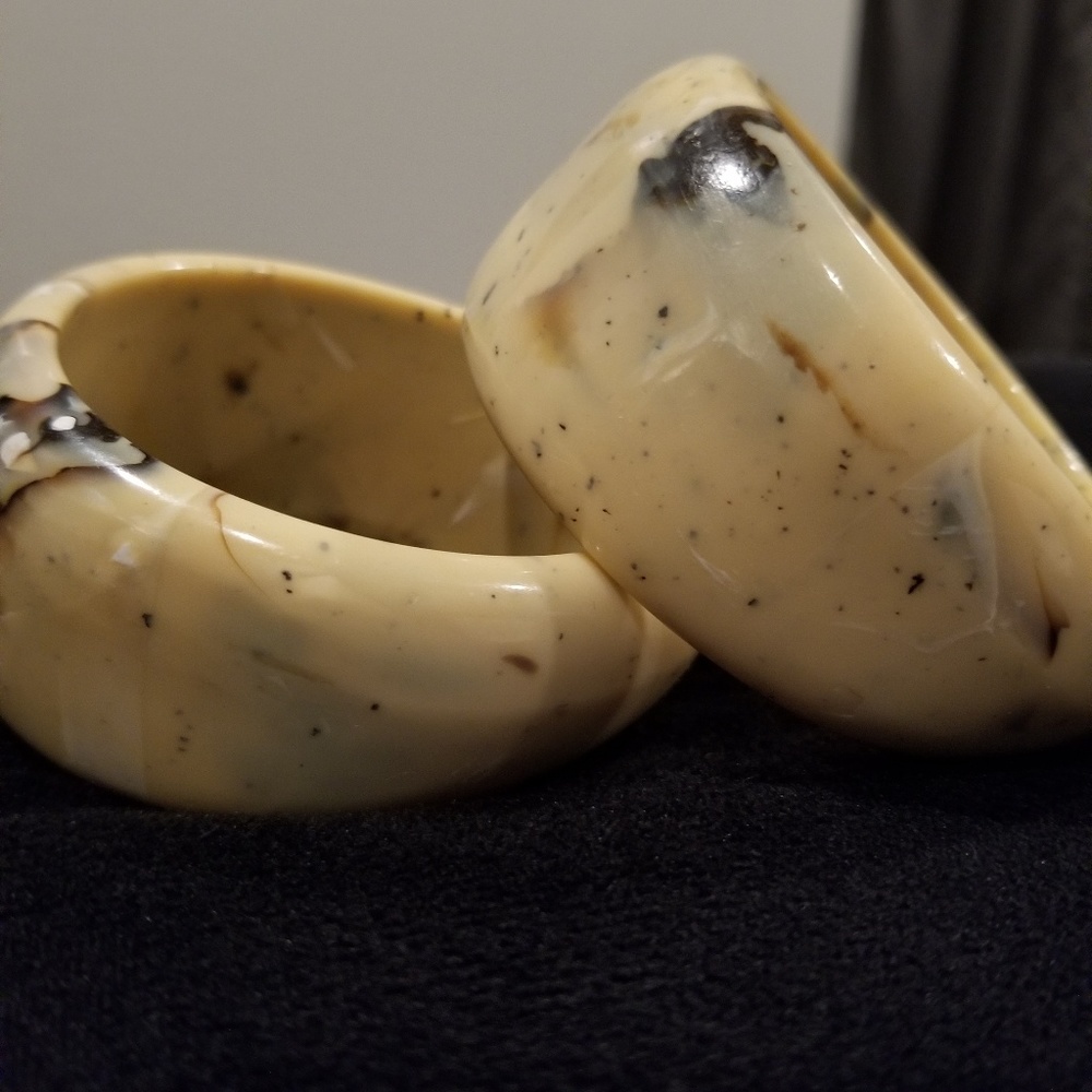 Bangles